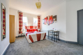 *RD7H*For your relaxed & Cosy Free Parking